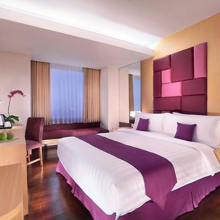 Quest Hotel Darmo - Surabaya By Aston Zewnętrze zdjęcie