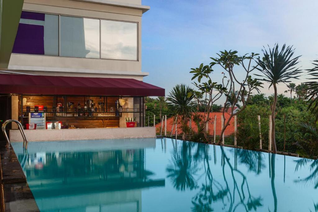 Quest Hotel Darmo - Surabaya By Aston Zewnętrze zdjęcie