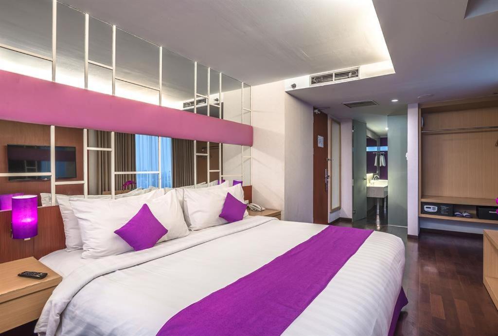 Quest Hotel Darmo - Surabaya By Aston Zewnętrze zdjęcie